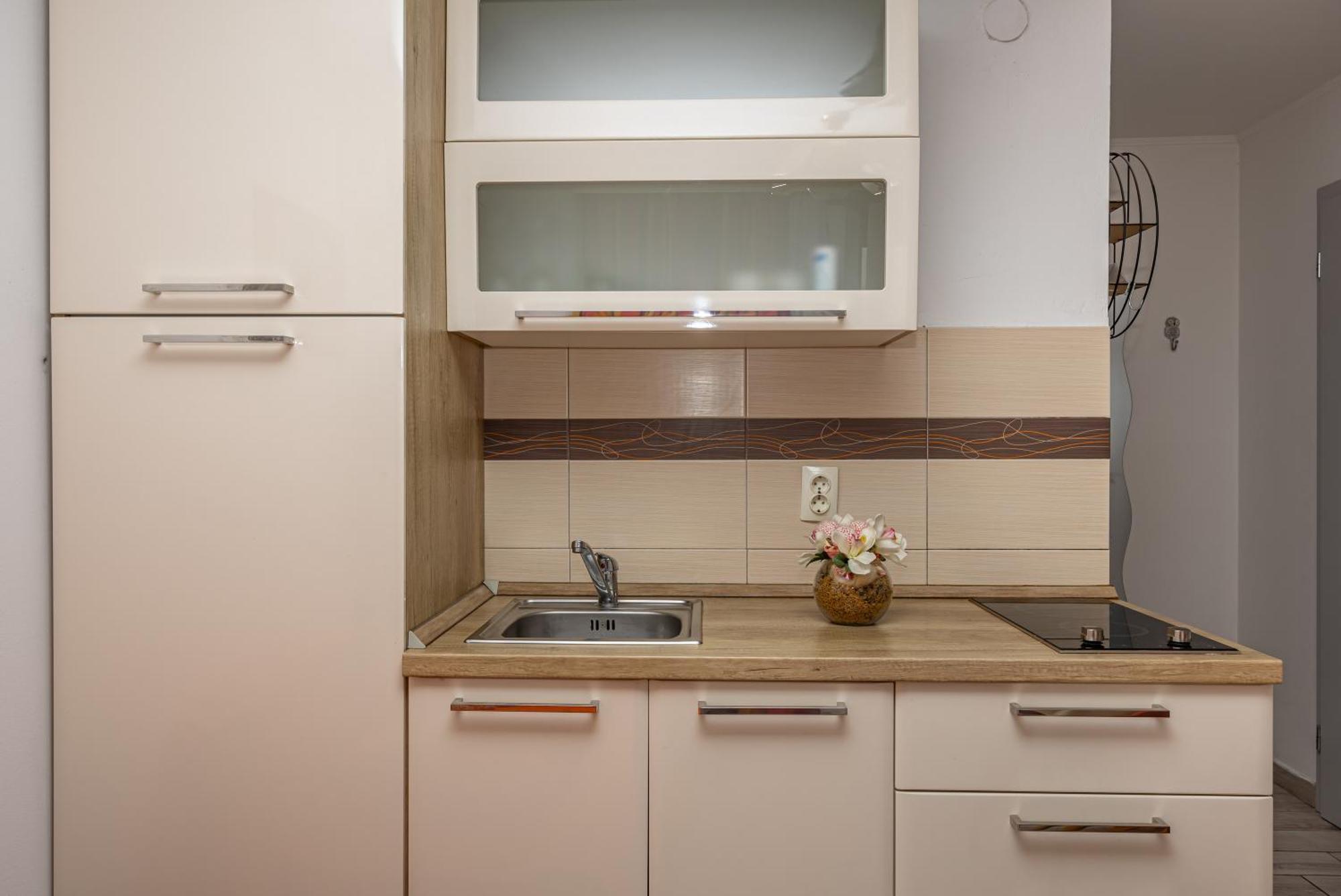 Navy Apartments ヤドラニヴォ エクステリア 写真