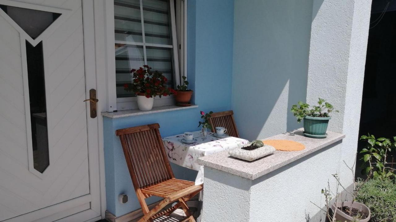 Navy Apartments ヤドラニヴォ エクステリア 写真